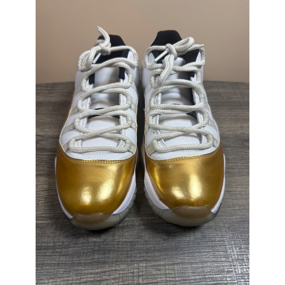 Air Jordan 11 Retro Low Closing Ceremony White Metallic Gold 528895-103 Size 8.5
